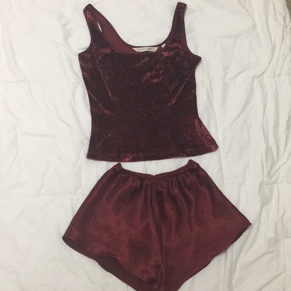 Victoria secret sleep set